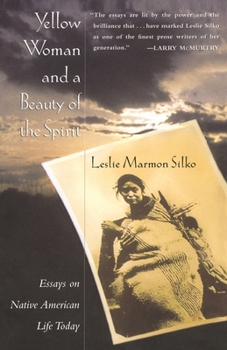 Paperback Yellow Woman and a Beauty of the Spirit Book