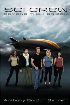 Paperback Sci Crew: Beyond the Horizon Book