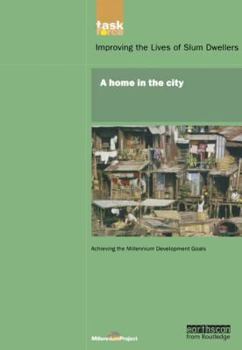 Paperback UN Millennium Development Library: A Home in The City Book