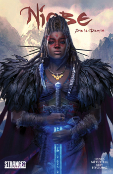 Paperback Niobe: She Is Death: She Is Death Book