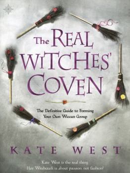 Paperback The Real Witches' Coven Book