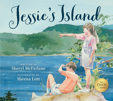 Paperback Jessie's Island Book
