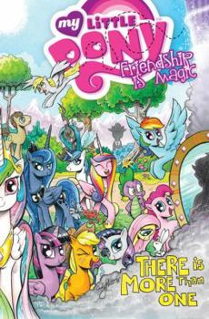 Paperback My Little Pony: Friendship Is Magic Volume 5 Book