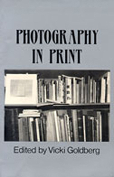 Paperback Photography in Print: Writings from 1816 to the Present Book