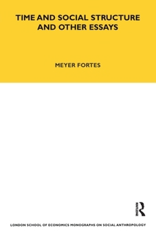 Paperback Time and Social Structure and Other Essays Book