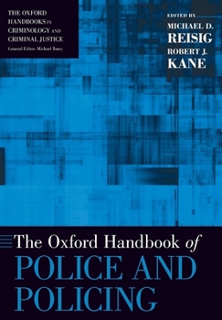 Paperback The Oxford Handbook of Police and Policing Book