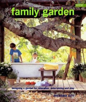 Paperback Family Garden Book