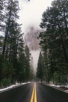 Paperback Snowy Scenery notebook - achieve your goals, perfect 120 lined pages #3 Book