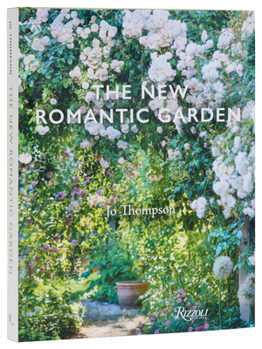 Hardcover The New Romantic Garden Book