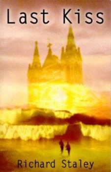Paperback Last Kiss Book