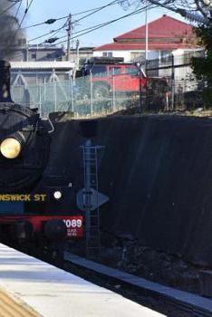 Paperback Brisbane Queensland Australia Steam Train Notebook Book