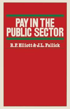 Paperback Pay in the Public Sector Book