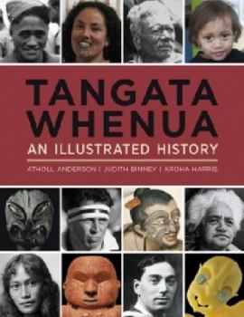 Hardcover Tangata Whenua: An Illustrated History Book