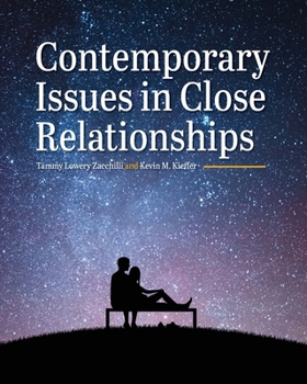 Paperback Contemporary Issues in Close Relationships Book
