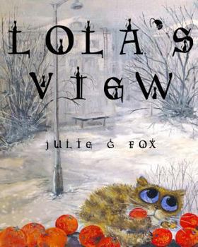 Paperback Lola's View Book