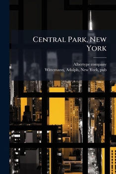 Paperback Central Park, New York Book