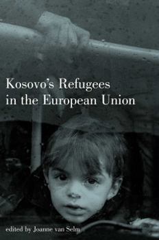 Paperback Kosovo's Refugees in the European Union Book