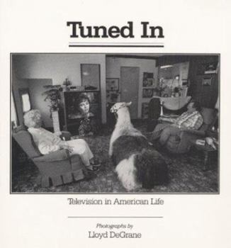 Paperback TUNED IN: Television in American Life. Photographs. Book