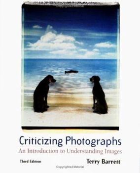 Paperback Criticizing Photographs: An Introduction to Understanding Images Book