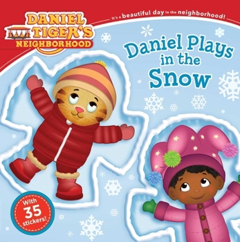 Paperback Daniel Plays in the Snow Book