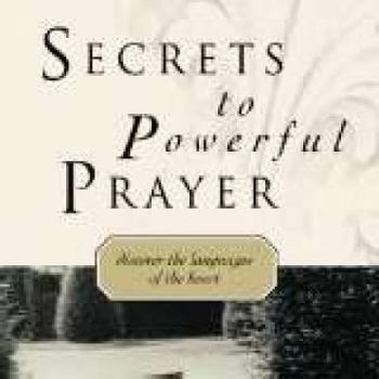 Paperback Secrets to Powerful Prayer Book