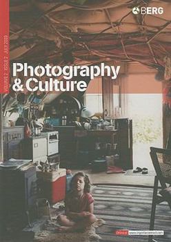 Paperback Photography & Culture, Volume 2 Issue 2 Book