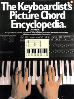 Paperback The Keyboardist's Picture Chord Encyclopedia Book