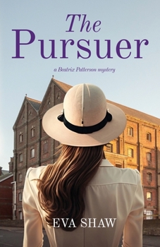 Paperback The Pursuer Book