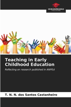 Paperback Teaching in Early Childhood Education Book