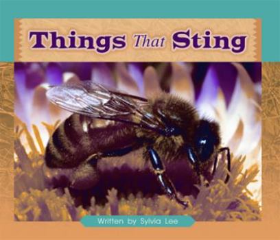 Paperback Gear Up, Things That Sting, Grade 1, Single Copy Book