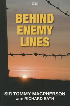 Paperback Behind Enemy Lines [Large Print] Book