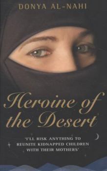 Paperback Heroine of the Desert Book