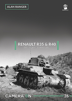 Paperback Renault R35 & R40 Through a German Lens Book