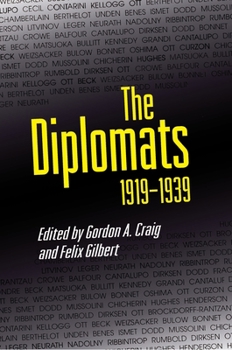 Paperback The Diplomats, 1919-1939 Book