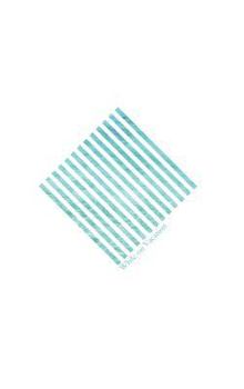 Hardcover While on Vacation: A guilt-free guide to staying in love with God when taking time off. Book