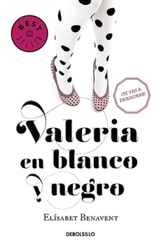 Paperback Valeria En Blanco Y Negro / Valeria in Black and White [Spanish] Book
