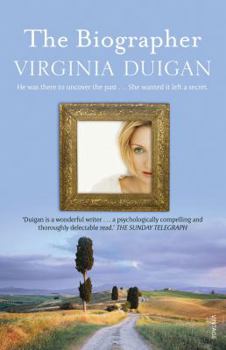 Paperback The Biographer Book