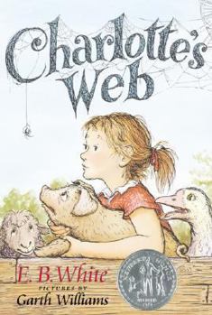 Paperback Charlotte's Web [With Charm] Book