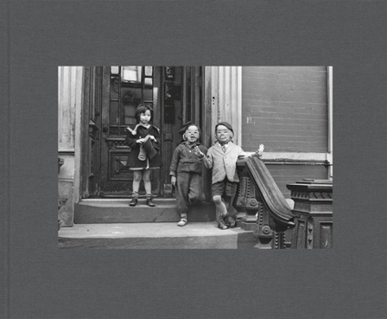 Hardcover Helen Levitt: New York Archive / Black & White Book