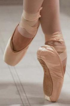 Ballet Journal: Ballet Notebook / Diary with Soft Cover, 6 X 9 Inch, 150 Pages, Journal Blank Lined, Journal to Write In, Diary, Notebook, Ballet Gifts for Girls Women Kids