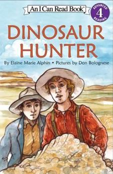Paperback Dinosaur Hunter Book