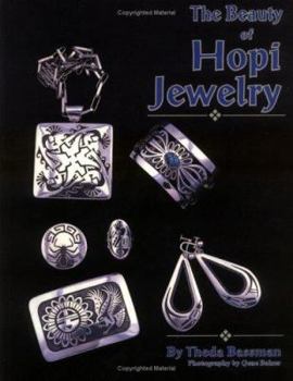 Paperback The Beauty of Hopi Jewelry Book