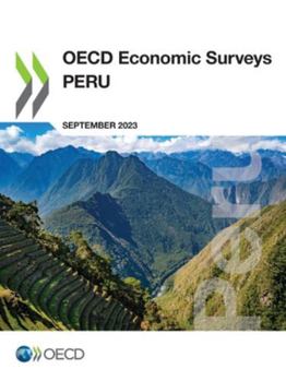 Paperback OECD Economic Surveys: Peru 2023 Book