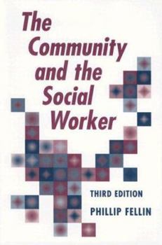 Paperback The Community and the Social Worker Book