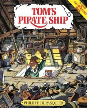Paperback Tom's Pirate Ship Book