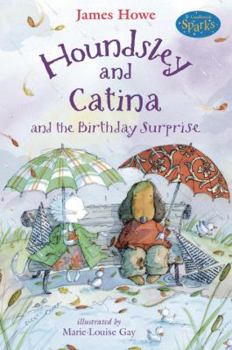 Paperback Houndsley and Catina and the Birthday Surprise: Candlewick Sparks Book