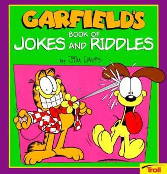 Paperback Garfield's Book of Jokes and Riddles Book