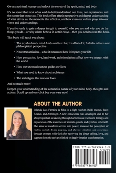 Paperback Opening the Secret Box [Large Print] Book