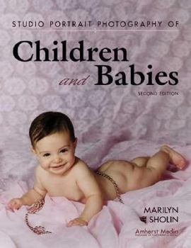 Paperback Studio Portrait Photography of Children and Babies Book