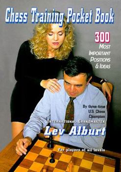 Paperback Chess Training Pocket Book: 300 Most Important Positions and Ideas Book